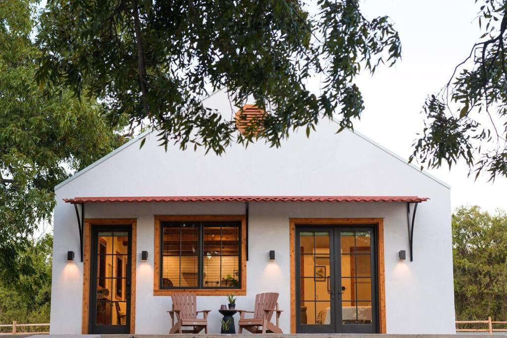 Little Dutch Cabin #3 - 12 min to Magnolia-Baylor Bellmead Esterno foto